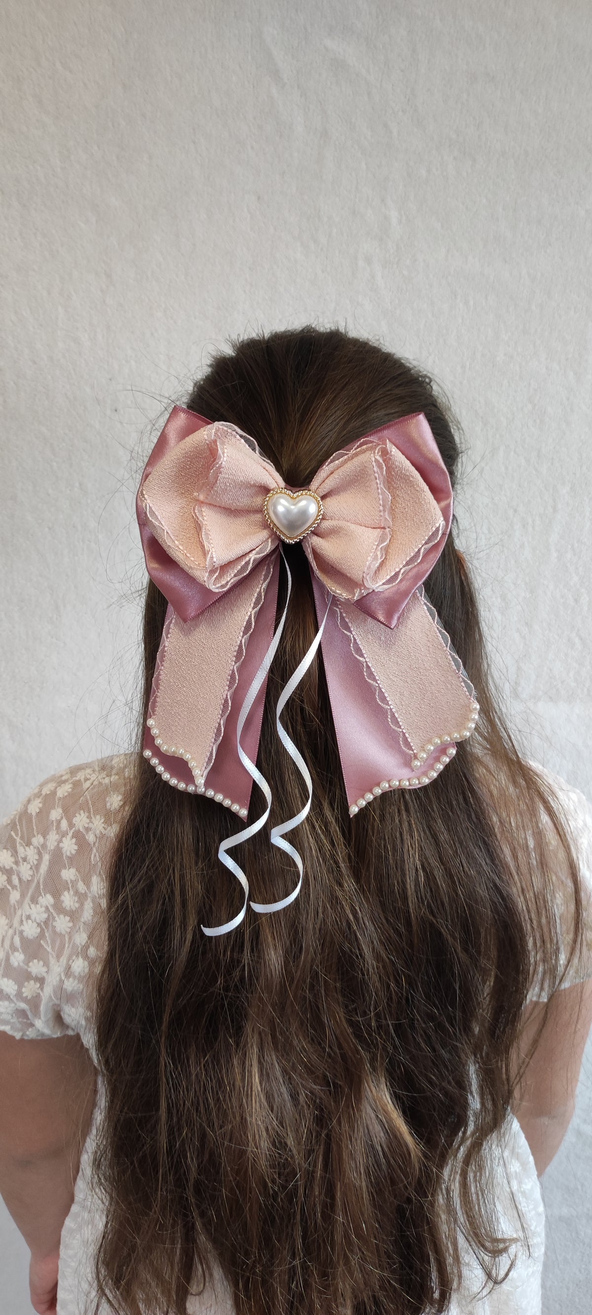 Pearl Whisper bow