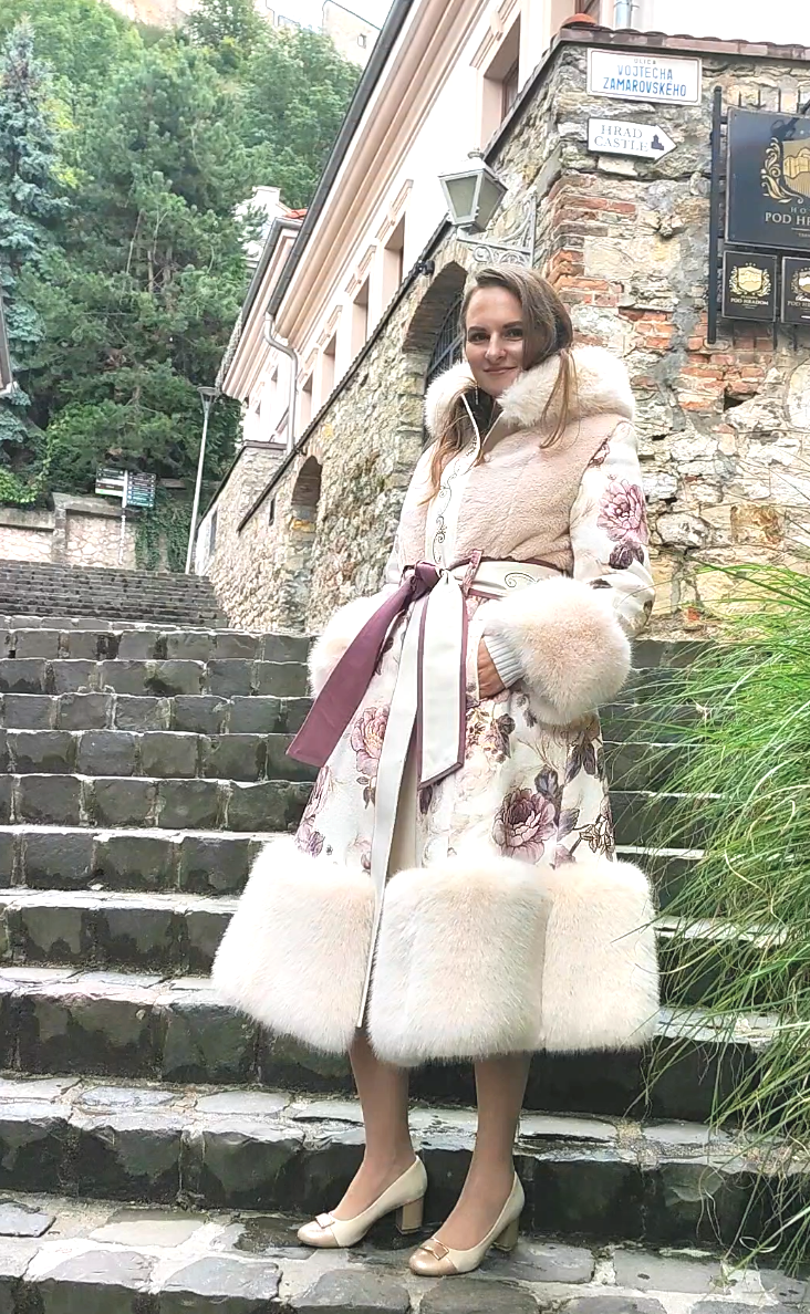winter rose coat 03